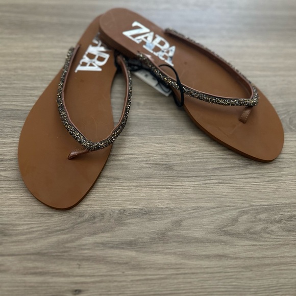 Zara Brown Sandals - Picture 1 of 3
